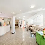 Fenix فندق 3*