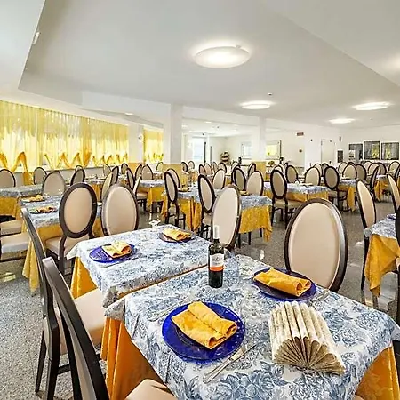 Fenix Hotel San Benedetto del Tronto