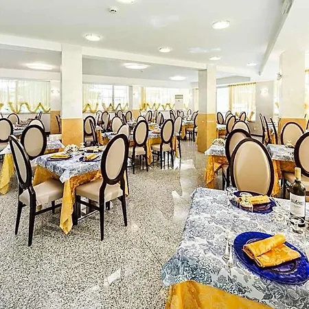 Hotel Fenix