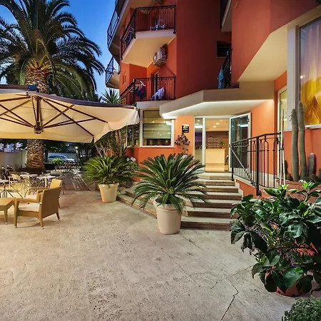 Hotel Fenix San Benedetto del Tronto