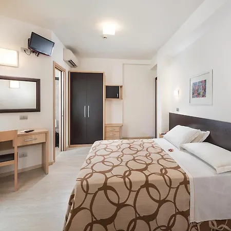 Hotel Fenix